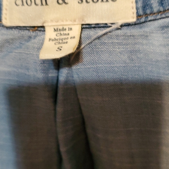 Cloth & Stone Denim SHIRT - Picture 3 of 5